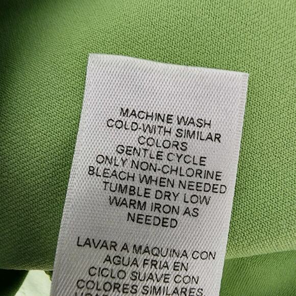 Chicos Women Tank Top Size 2 Large Sleeveless Stretch Lightweight Basic Layering - Picture 8 of 9